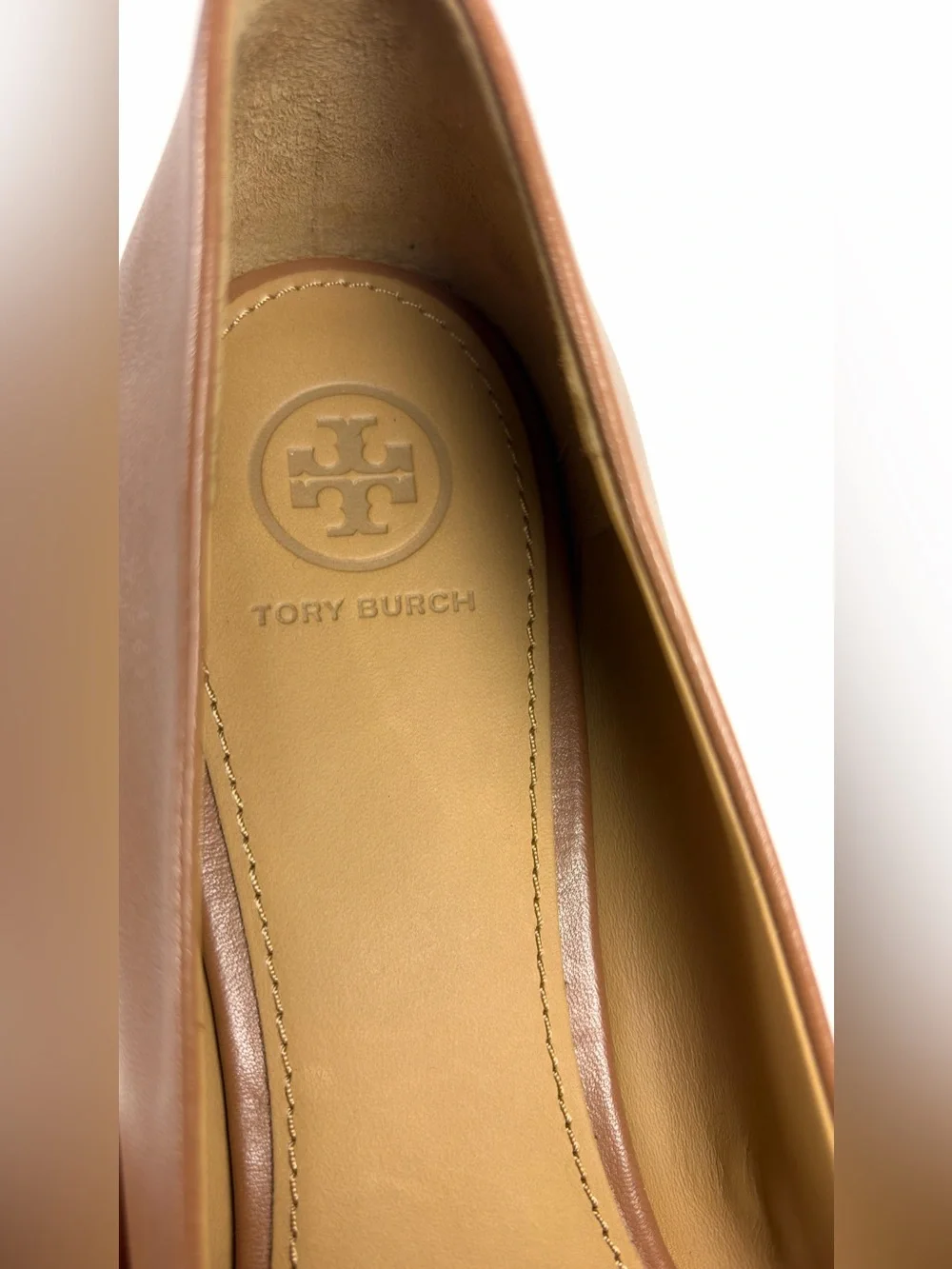 Tory Burch Reva Ballet Flats 10.5 Camel Leather Gold Logo Medallion Shoes